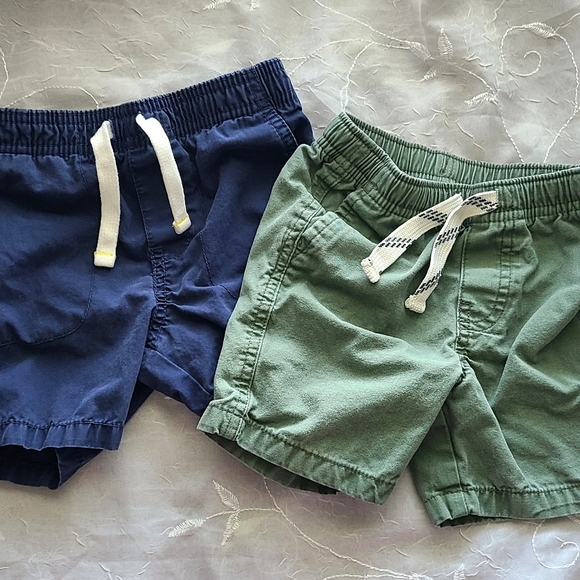 Carters Khaki Shorts Bundle Boys 18 Months Blue And Green 2 Pair Preppy Cute - Picture 1 of 11